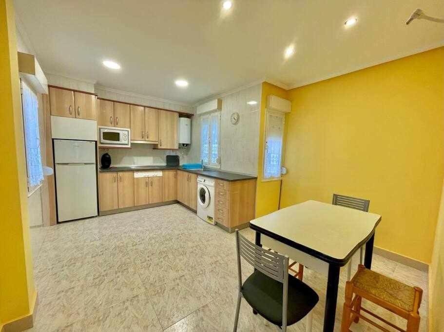 Irakas Etxea Piso En Zona Tranquila De Bermeoアパートメント エクステリア 写真