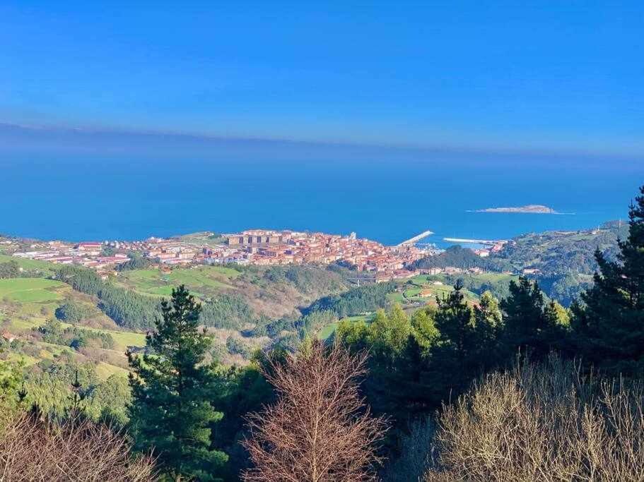 Irakas Etxea Piso En Zona Tranquila De Bermeoアパートメント エクステリア 写真
